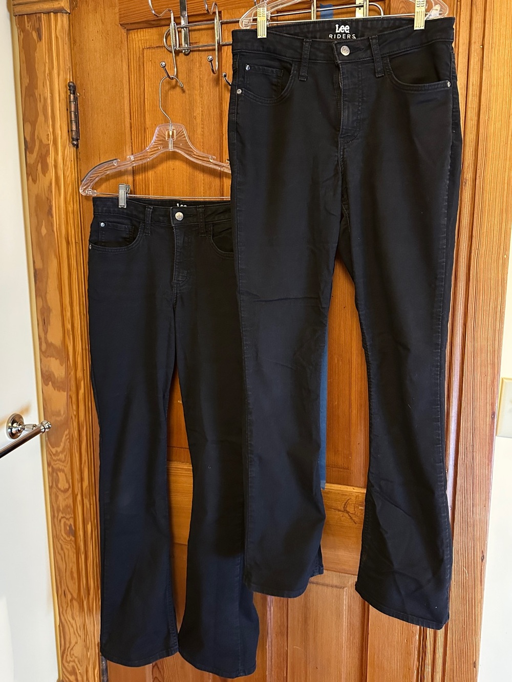 2 pairs - Lee Riders women’s Black bootcut stretch Jeans - size 8 average